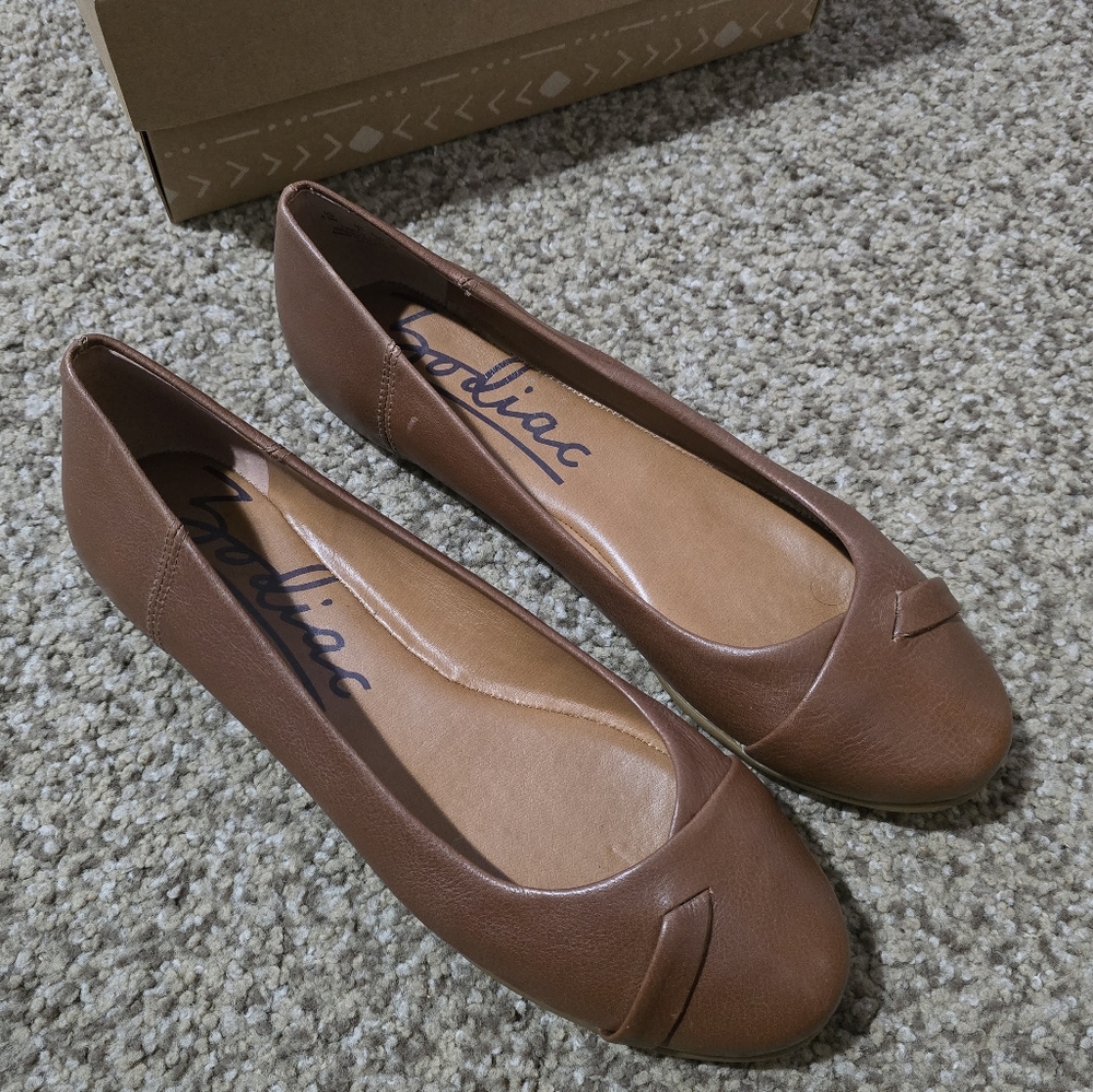 Zodiac | Sadie cognac flats